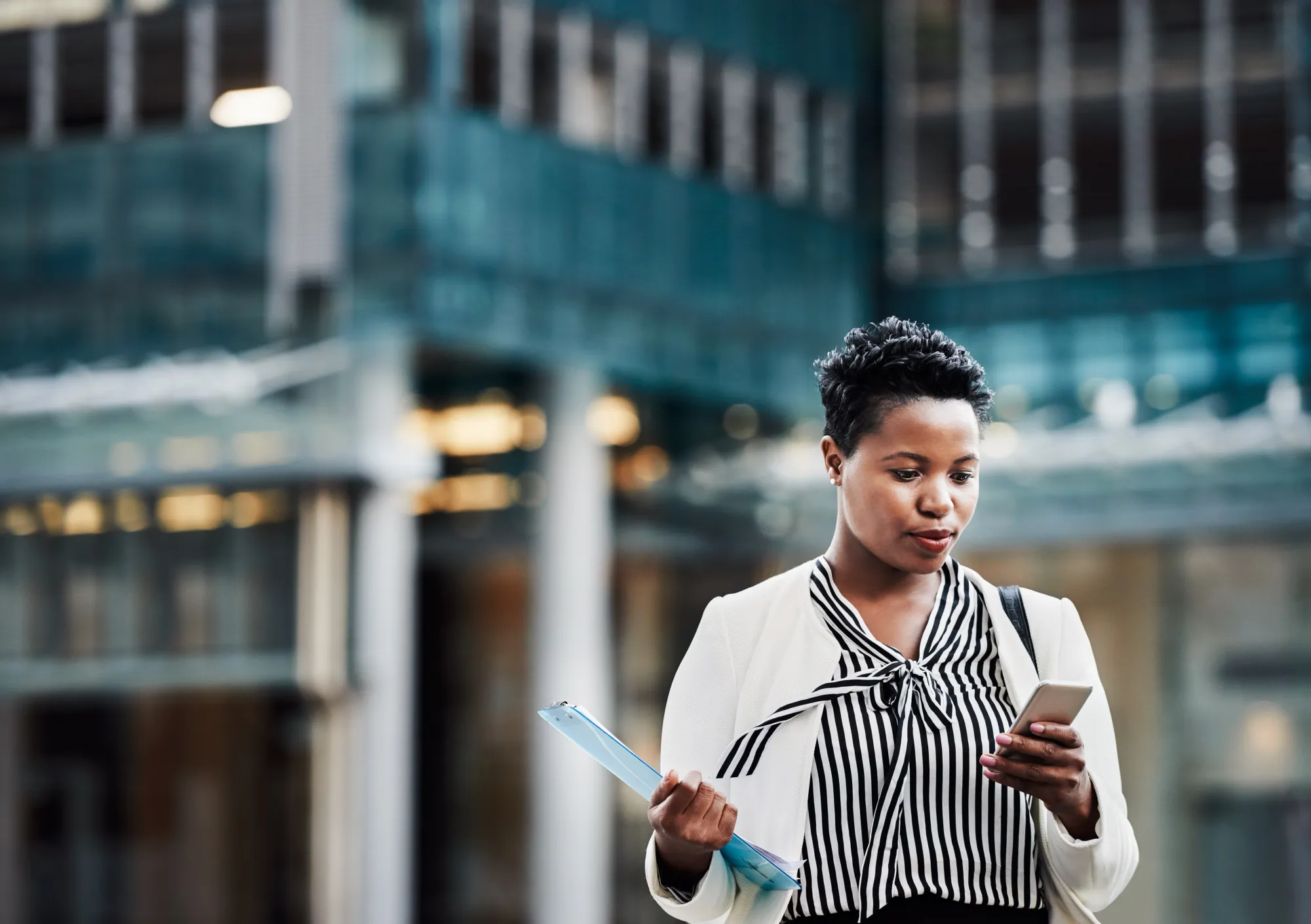 Unlock the Secrets to Outstanding Customer Service Success